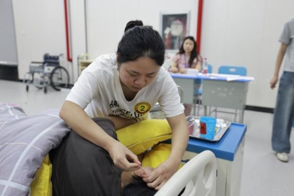 恒汇证券 浙江温岭：2025年养老护理员技能竞赛圆满落幕